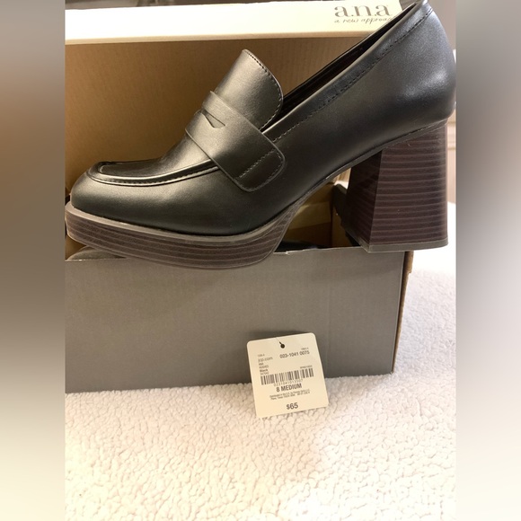 a.n.a Black Loafers with Platform Sole - Picture 2 of 3